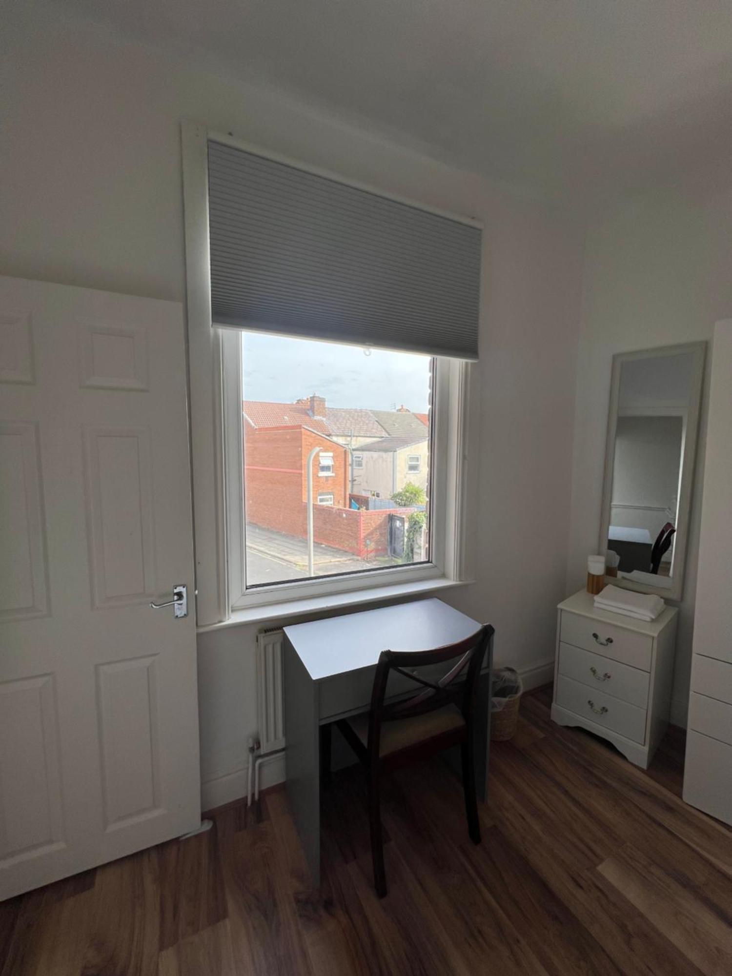 2025 Award Winner Liverpool Ivy House - 4 Bedrooms Exterior foto