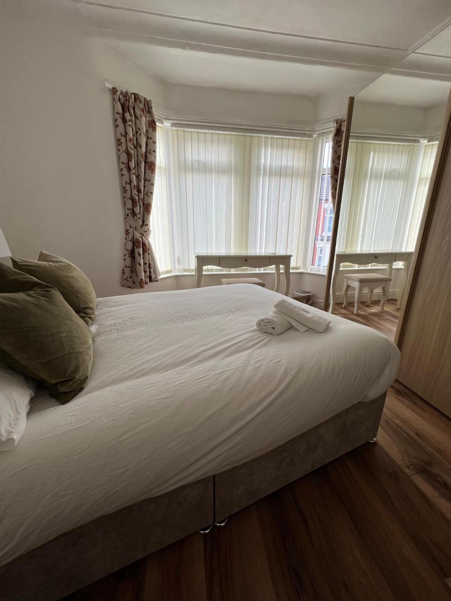 2025 Award Winner Liverpool Ivy House - 4 Bedrooms Exterior foto